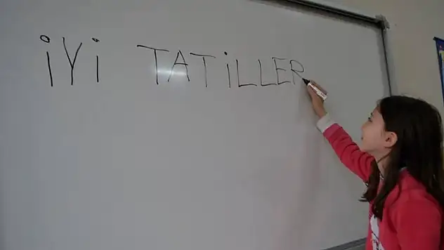 Okullarda ikinci ara tatil ne zaman? Kaç gün sürecek?
