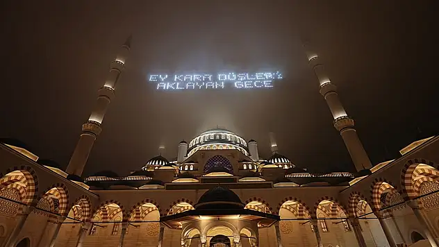 Kadir Gecesi Hangi Gün 2024? Bu Yıl Kadir Gecesi Ne Zaman?
