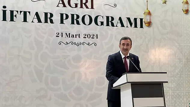 Yılmaz Ağrı'da Kanaat Önderleri ile iftarda buluştu