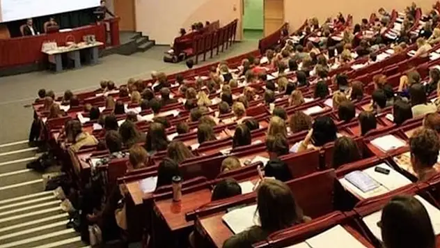 O Üniversite Kaynıyor! Cinsellik Kaynaklı Hastalıklar Doğru mu?
