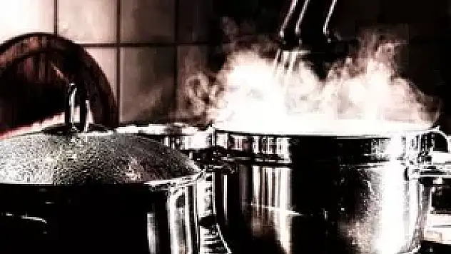 Rüyada yemek pişirmek, rüyada fazla fazla yemek yapmak ne demek?