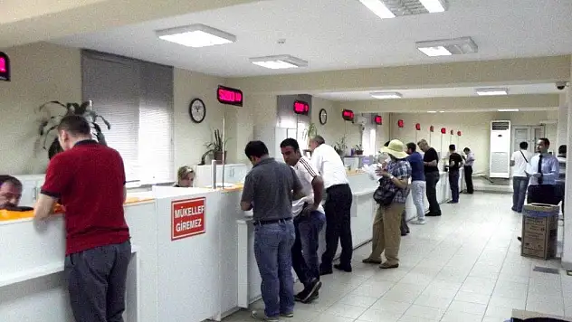 Pazartesi günü vergi daireleri açık olacak mı?