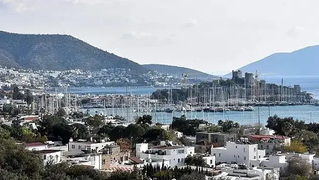Patron Çıldırdı: Bodrum'da Fırsatçılık Hortladı! Lahmacun ve Tost Fiyatları Uçtu!