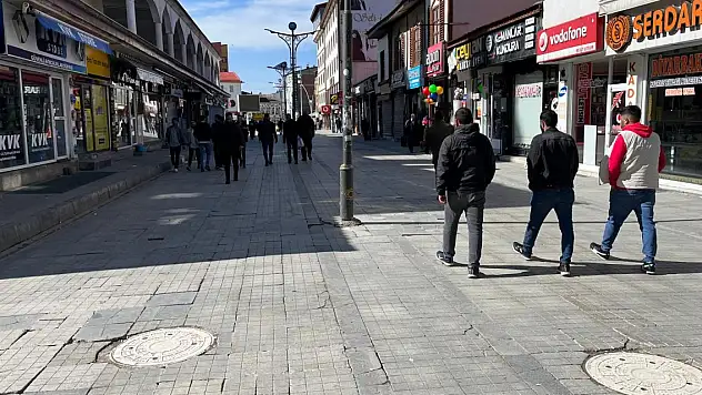 Ağrı'da taş üstünde taş kalmadı