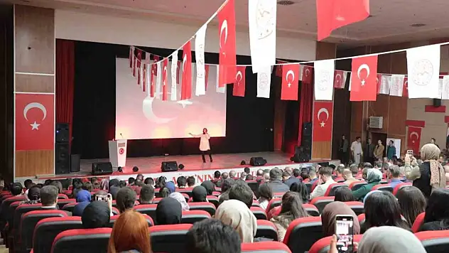 Ağrı'nın kurtuluşu coşkuyla kutlandı