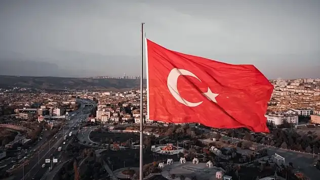 22 -23- 24 Nisan resmi tatil mi, yarım gün mü tam gün mü okullar tatil oldu?