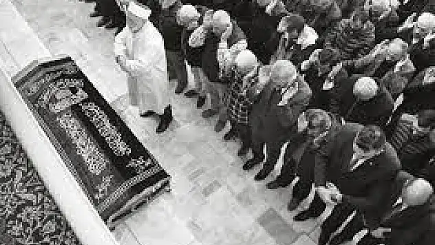 Rüyada kendi cenazeni görmek ne anlama gelir?