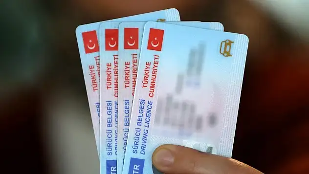 Ehliyetle İlgili Şok Gelişme! Trafikten Men Edilecek