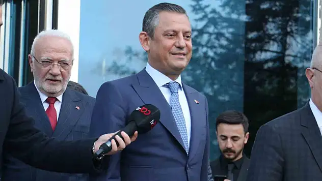 Cumhurbaşkanı Erdoğan'ın CHP Genel Başkanı Özel'i kabulü sona erdi