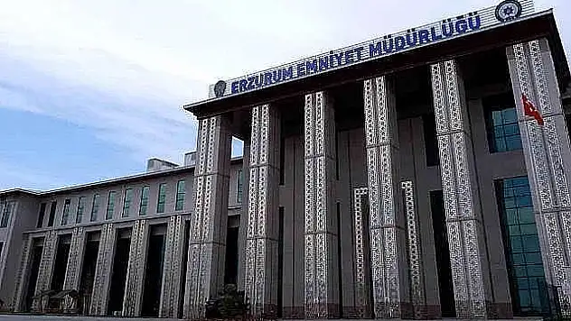 Erzurum'da 11 emniyet personeline FETÖ darbesi