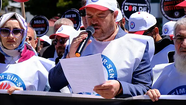 Doğu'da İstanbul'da okul müdürünün öldürülmesi protesto edildi