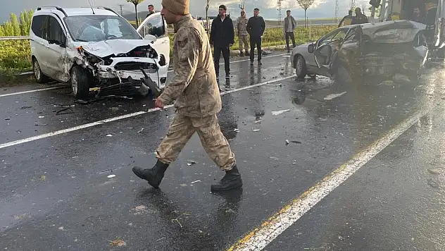 Ağrı'daki kazanın detayları belli oldu: 5 yaralı