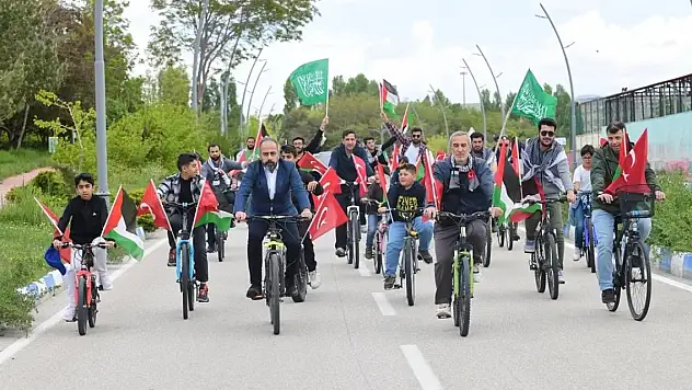 Van'da akademisyenler Filistin için pedal çevirdi