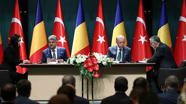 Cumhurbaşkanı Erdoğan: 'Rumen vatandaşlar ülkemize kimlik ile seyahat edebilecek'