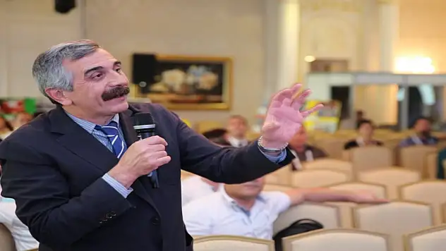 Ağrılı Prof. Dr. Çetin Kotan'ın Sağlık Durumu İyiye Gidiyor