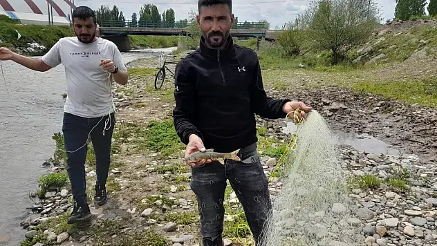 Ağrı'daki Akarsularda Balık Avı Keyfi
