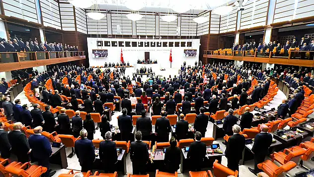 Fahiş fiyatla mücadeleyi içeren kanun teklifi kabul edilerek yasalaştı