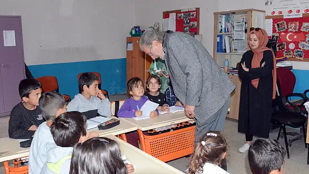 Kars'ta öğrencilere meslekler tanıtıldı