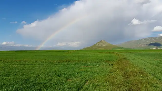 Ağrı'da Sağanak Yağmurun Ardından Büyüleyici Manzara