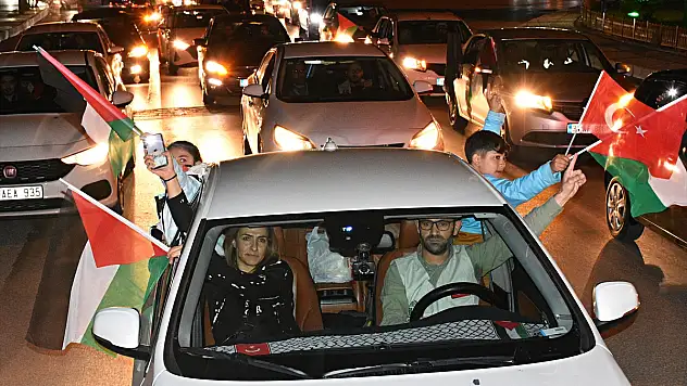 İsrail'in saldırıları Erzurumluları sokağa döktü