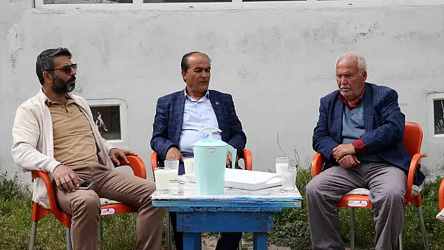 Bitlis'te köpek saldırısından ölen çocuğun yakınları isyan etti