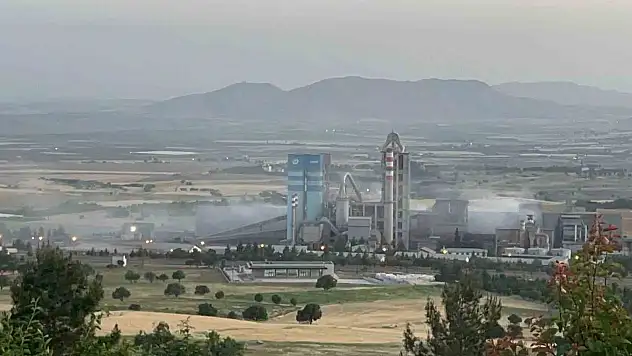 Diyarbakır'daki çimento fabrikası vatandaşı bezdirdi