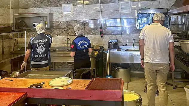 Van'da kahvaltı salonları denetlendi