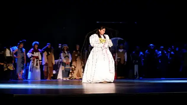 'Bir Tasarım Masalı' izleyenleri mest etti