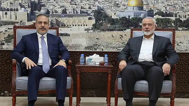 Dışişleri Bakanı Fidan, Doha'da İsmail Haniye ile görüştü