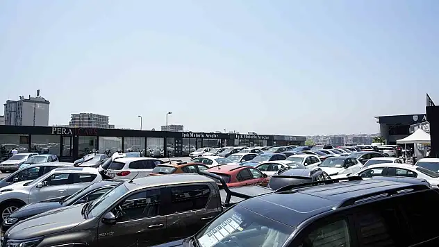İkinci el araç piyasası eski bayramlarını arıyor