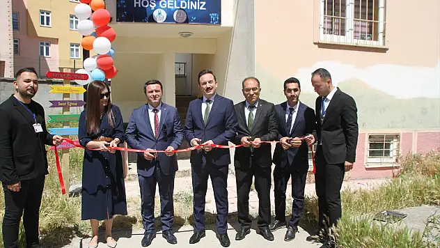 Muş'ta öğrenciler projelerini sergiledi