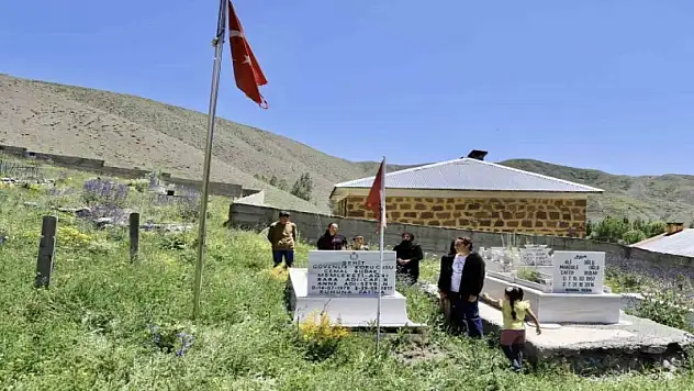 Ağrı'da buruk 'Babalar Günü'