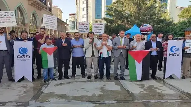 Van'da bayramlaşma ve Gazze için dua programı düzenlendi