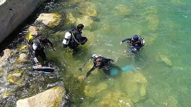 Van Gölü'nde dalış sezonu açıldı