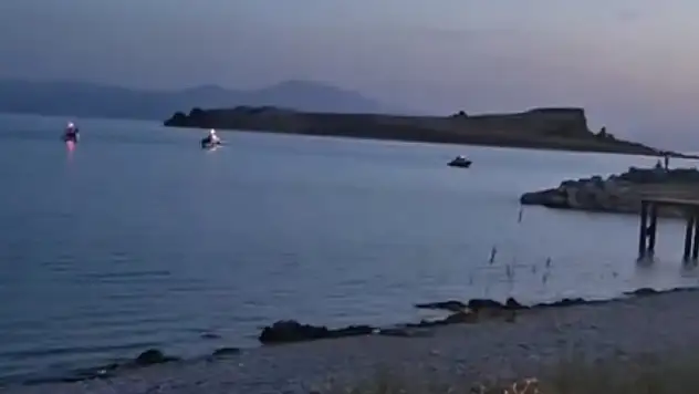 Van Gölü'ne giren şahıs kayboldu