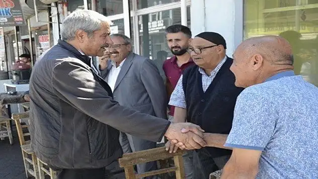 Başkan Taşkın: Çalınmadık kapı sıkılmadık el bırakmayacağız