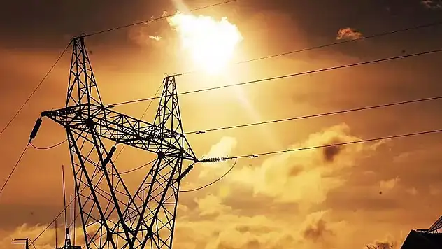 Elektriğe dev zam geldi