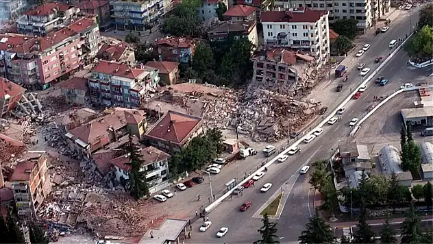 17 Ağustos 1999 depremi KAÇ SANİYE sürdü, saat kaçta oldu?