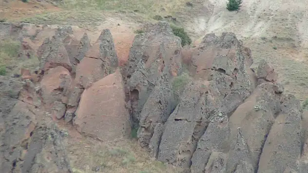 Kars'ın peri bacaları adeta büyülüyor