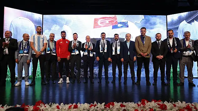 Erzurumspor'da 'Küllerimizden Doğuyoruz' kampanyası
