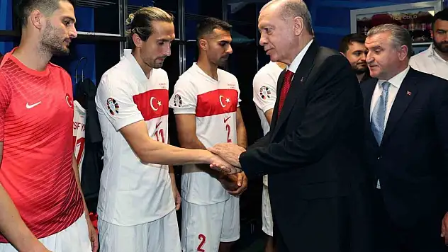 Cumhurbaşkanı Erdoğan'dan millilere tebrik