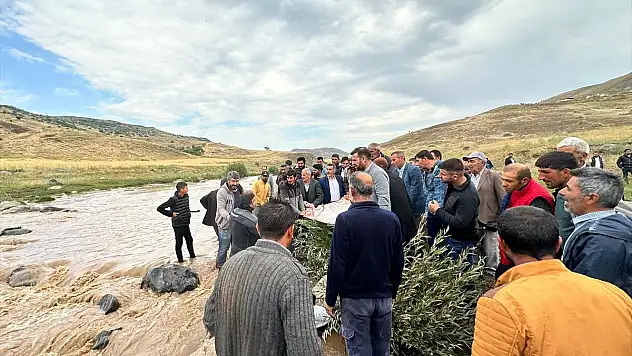 Erzurum'da derede sürüklenen gencin cansız bedeni Ağrı'da bulundu