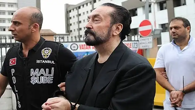 Adnan Oktar'a verilen 8 bin 658 yıl hapis cezası onandı