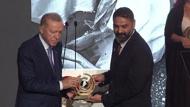 Cumhurbaşkanı Erdoğan: 'Ölüm kusanlara karşı 15 Temmuz'da destan yazdık'