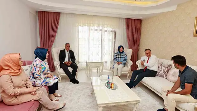 Bingöl Valisi Usta'dan 15 Temmuz gazisine ziyaret