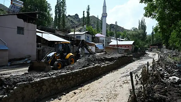 Erzurum'u sel vurdukça vurdu