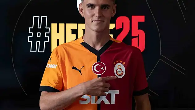 Galatasaray, Elias Jelert'i kadrosuna kattı