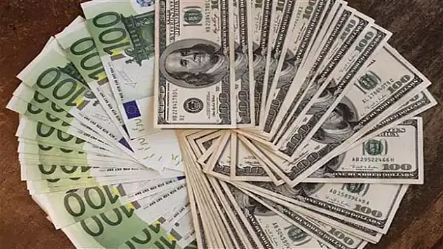Dolar ve Euro yükselişe geçti