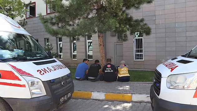 Erzurum'daki ambulans kazası yakınlarını hüzne boğdu