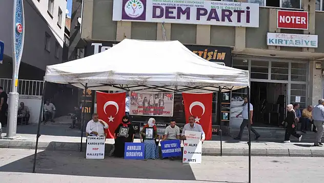Muşlu aileler evlat nöbetinden vazgeçmiyor